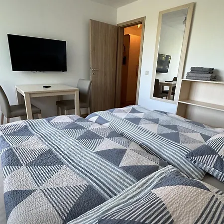 Apartment 1 - Klockenhagen Hirschburg